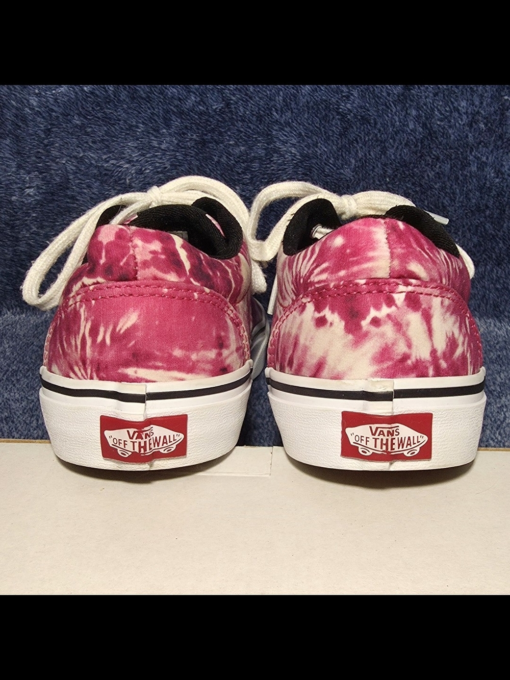 Vans Women's Doheny Pink Tie-Dye Low-Top Sneakers - Picture 4 of 7